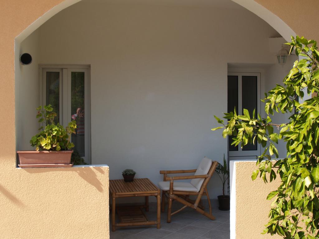 Apartments Pharia Jelsa  Pokoj fotografie